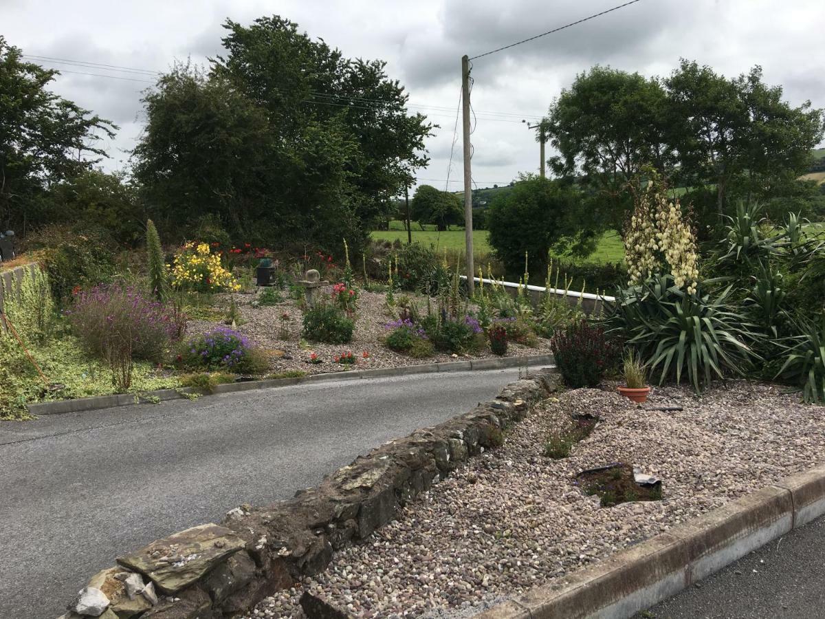 Bed & Breakfast Teach Na Coille *
